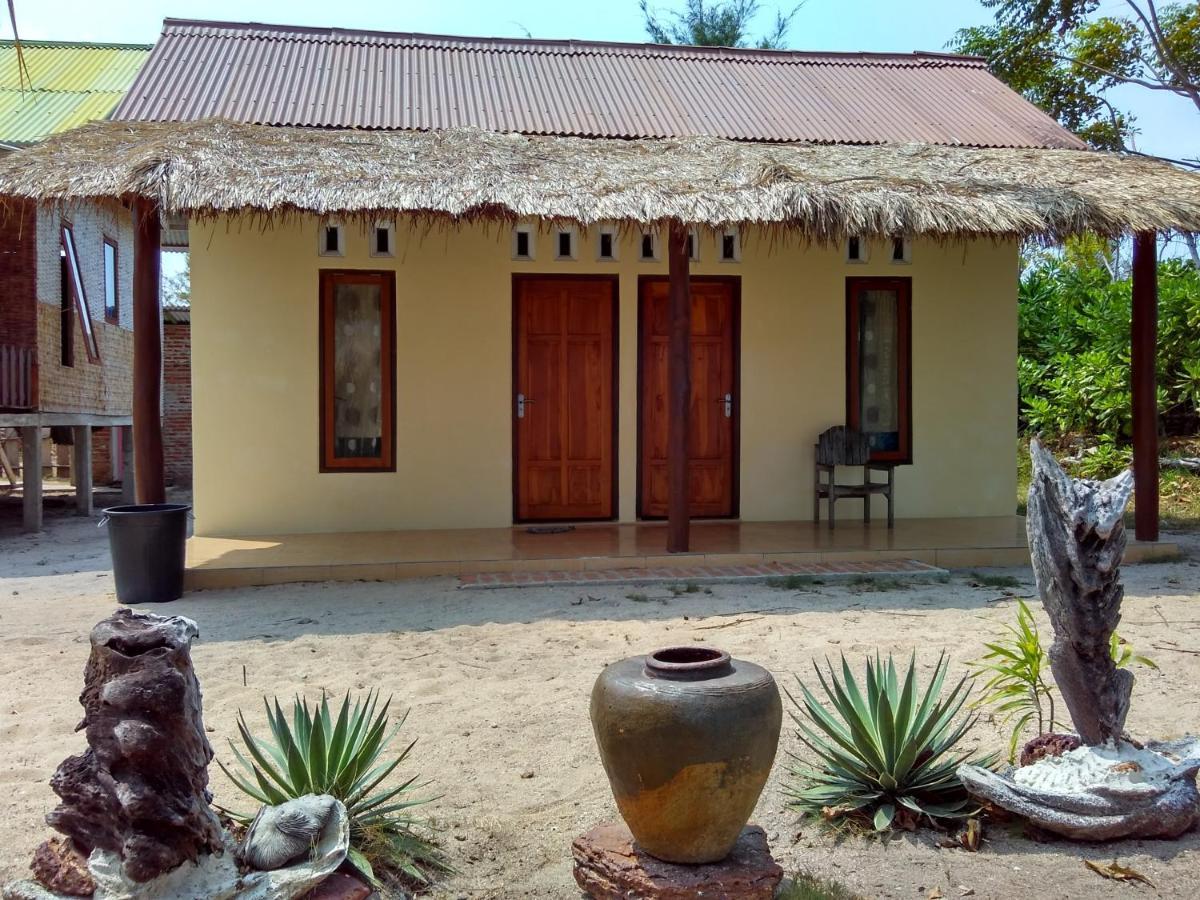 Asari Timo Cottage Ilhas Karimunjava Exterior foto