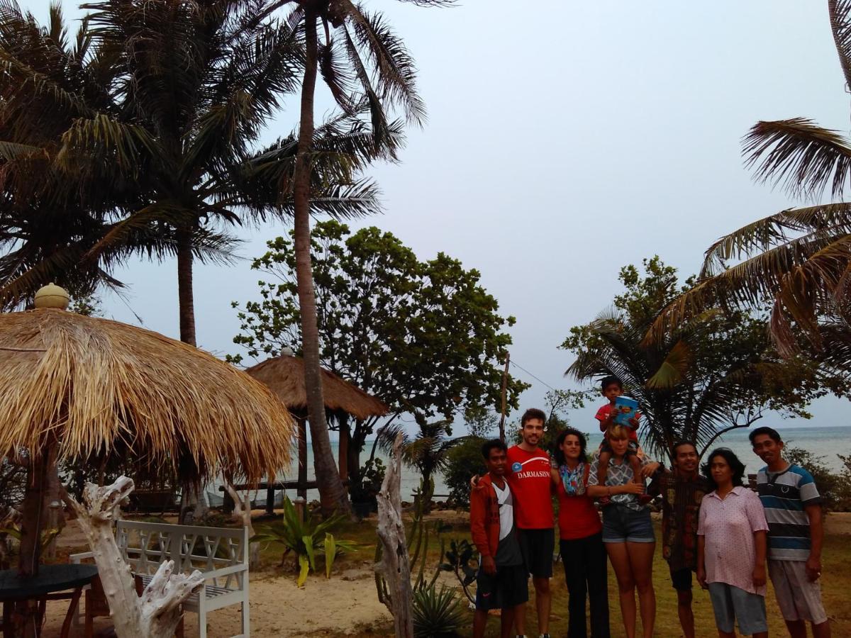 Asari Timo Cottage Ilhas Karimunjava Exterior foto